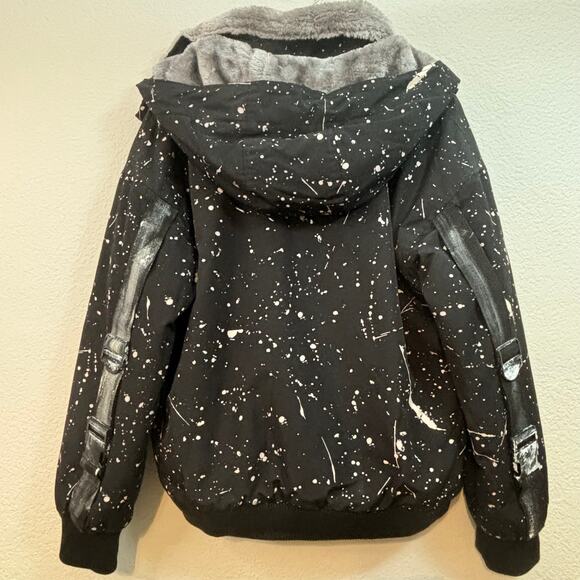 Jiaqisi Faux Fur Black White Paint Spatter Women’s Winter Coat - Picture 5 of 11